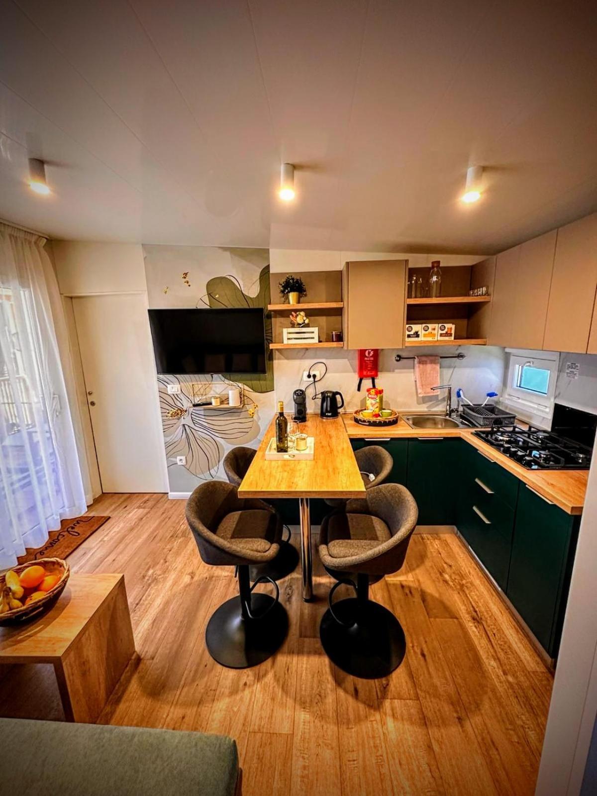 Mobile Home Tasha Biograd Na Moru Extérieur photo